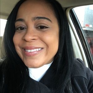 Meet your Posher, Elly